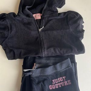 Juicy couture sweat set.
